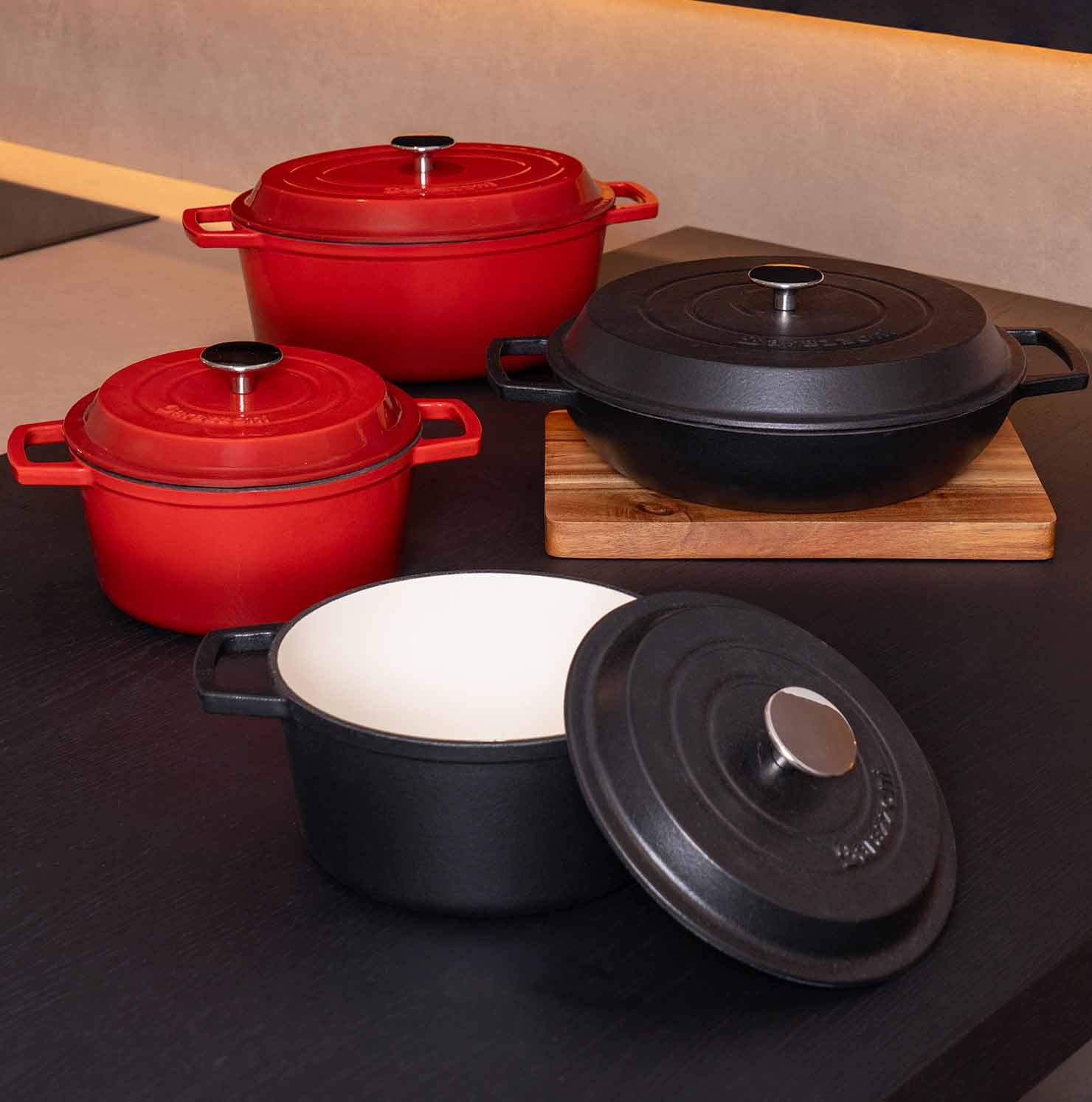 Casseruola ovale con coperchio - nero opaco